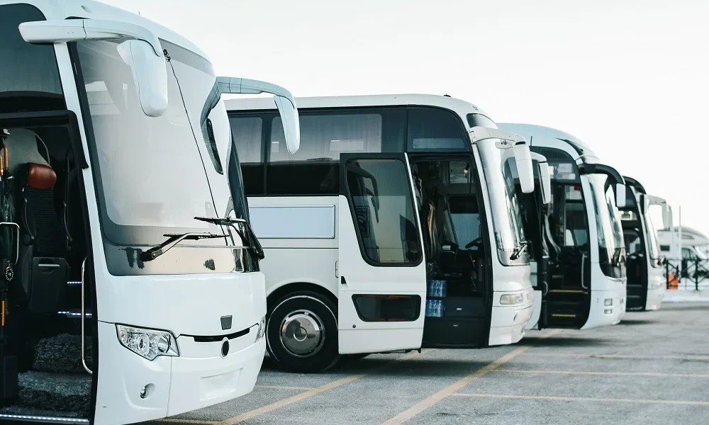 670e29b775d7fe2bd880096e_what-is-a-charter-bus-a-comprehensive-guide-to-charter-bus-rentals-1000x600-13