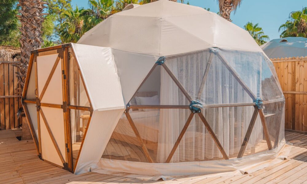 Glamping-Domes-1000x600-5