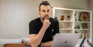 Interview-Luke-Tobin-Founder-of-Tobin-Capital-and-the-Unusual-Group-on-Scaling-Agencies-and-Achieving-Better-Exit-Multiples-1000x504-2