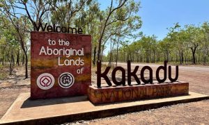 Kakadu-National-Park-Sign-1000x600-4