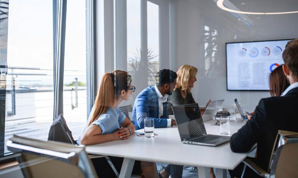 Signage-in-the-workplace-1000x600-7