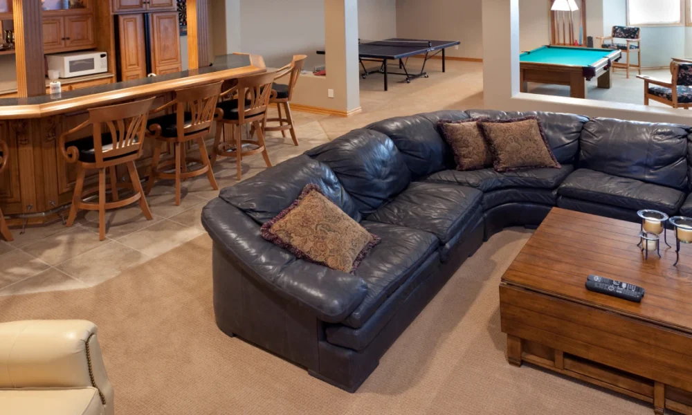 entertainment-space-in-a-basement-1000x600-3